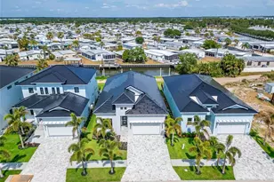 6540 Simone Shores Cir, Apollo Beach, FL 33572 - Photo 68