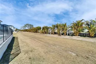6540 Simone Shores Cir, Apollo Beach, FL 33572 - Photo 70