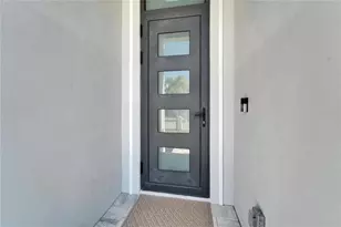 6540 Simone Shores Cir, Apollo Beach, FL 33572 - Photo 10