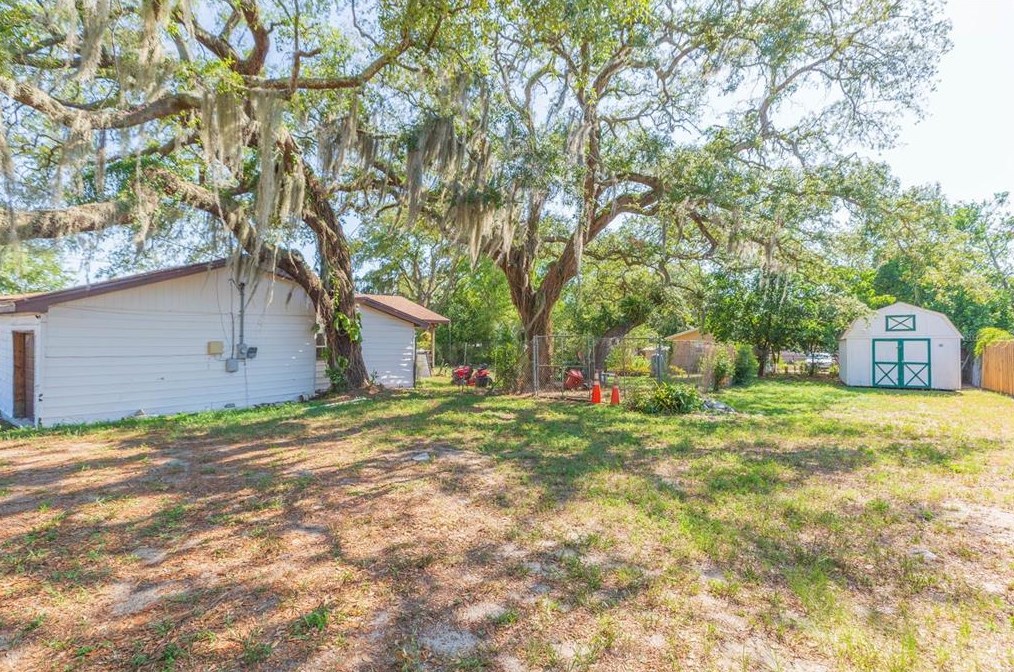 8514 46th St, Tampa FL 33617-6912 exterior