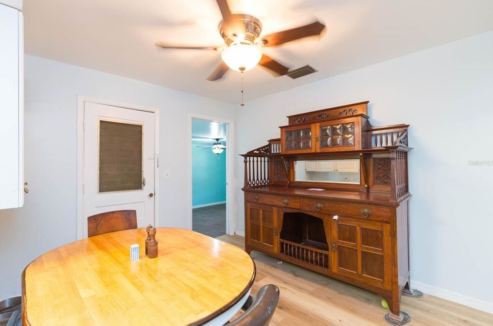 8514 46th St, Tampa FL 33617-6912 exterior