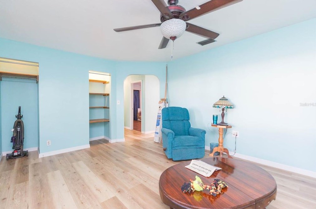 8514 46th St, Tampa FL 33617-6912 exterior