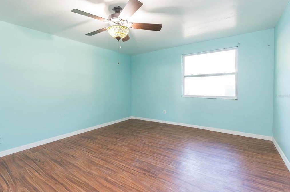 8514 46th St, Tampa FL 33617-6912 exterior