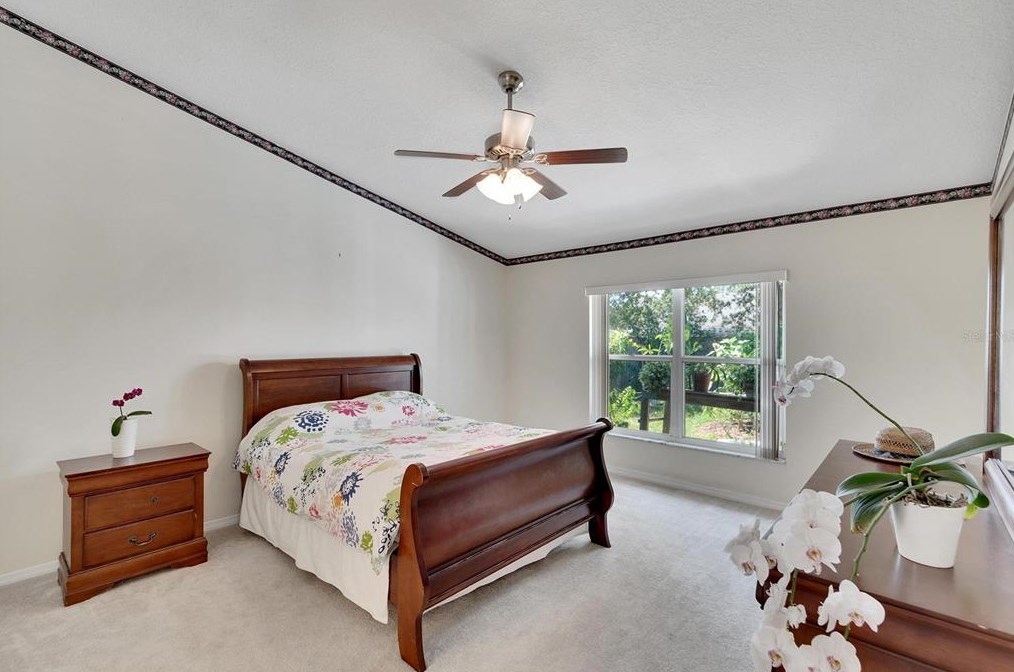 1717 Compton St, Brandon FL  33511-1865 exterior