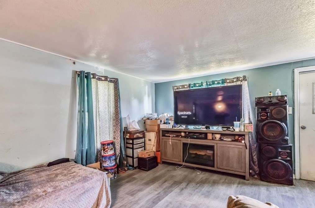 9356 Tom Costine Rd, Lakeland FL  33809-1657 exterior