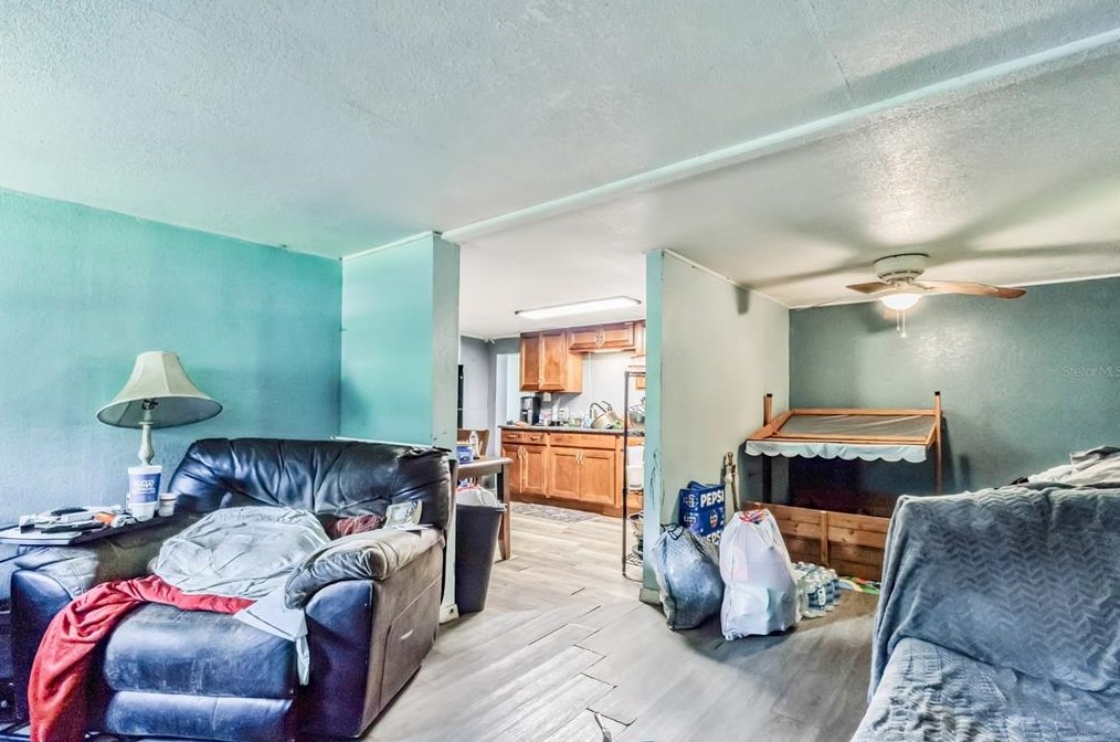 9356 Tom Costine Rd, Lakeland FL  33809-1657 exterior