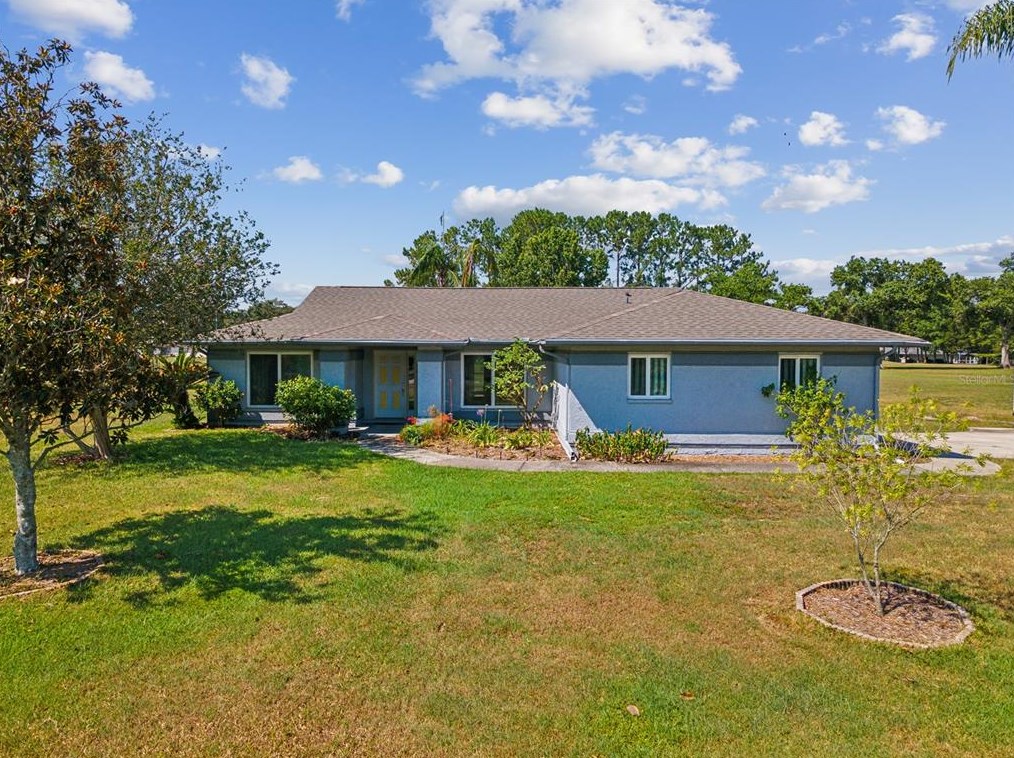 31606 Bugle Ln, Zephyrhills, FL 33543
