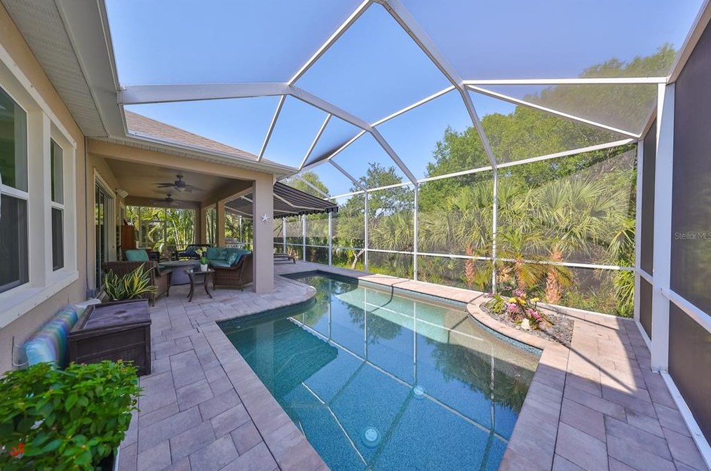 5114 Coastal Scene Dr, Ruskin, FL 33572