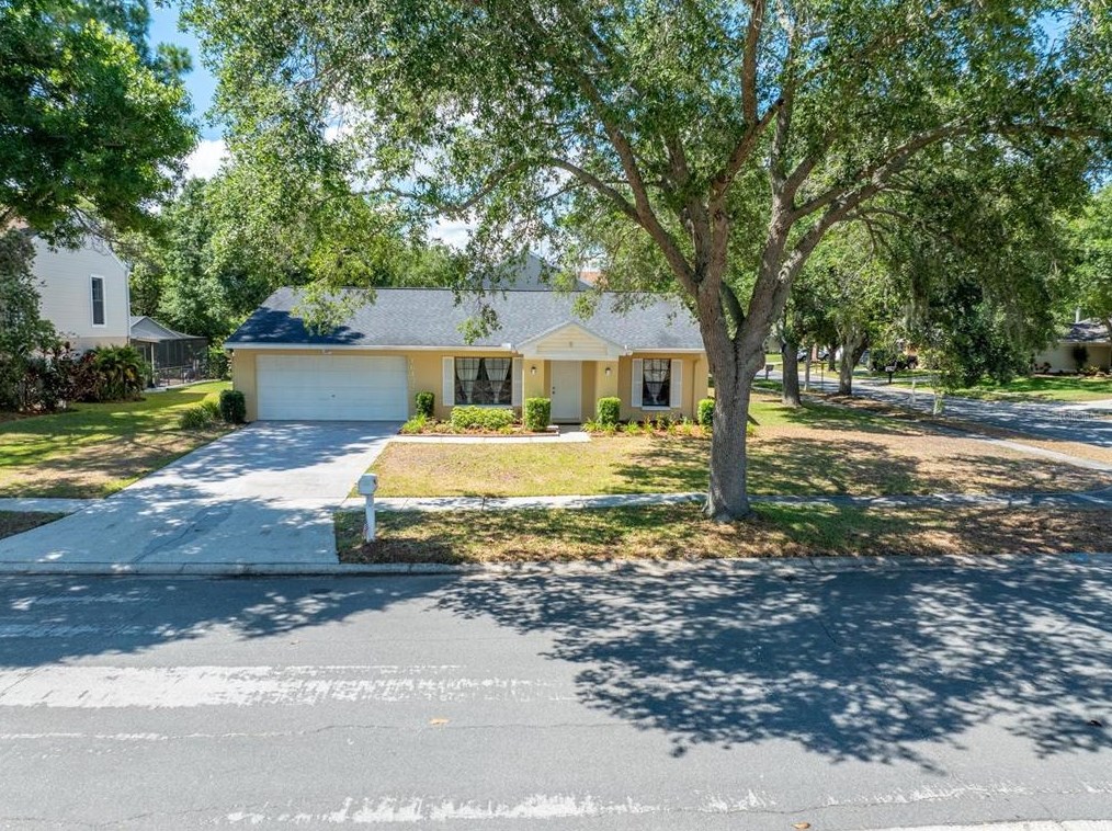 16132 Country Crossing Dr, Tampa, FL 33624-1001