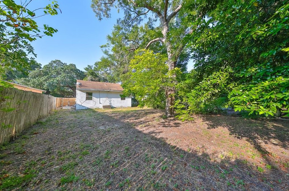 1675 13th Ave, Saint Petersburg, FL 33712-2411