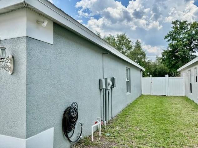 10435 Paragon Pl, Riverview FL  33578-3356 exterior