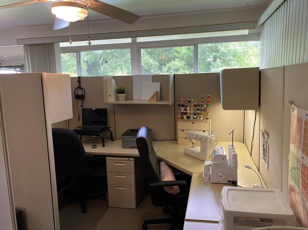 1515 Leslie Dr, Lakeland FL  33801-2752 exterior