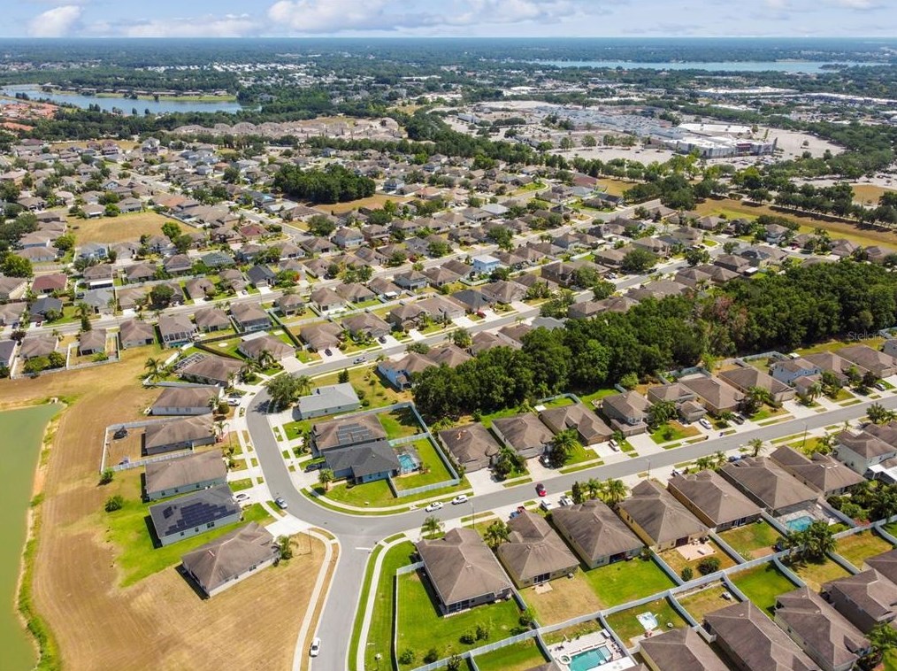 3661 Prescott Loop, Lakeland FL  33810-2860 exterior