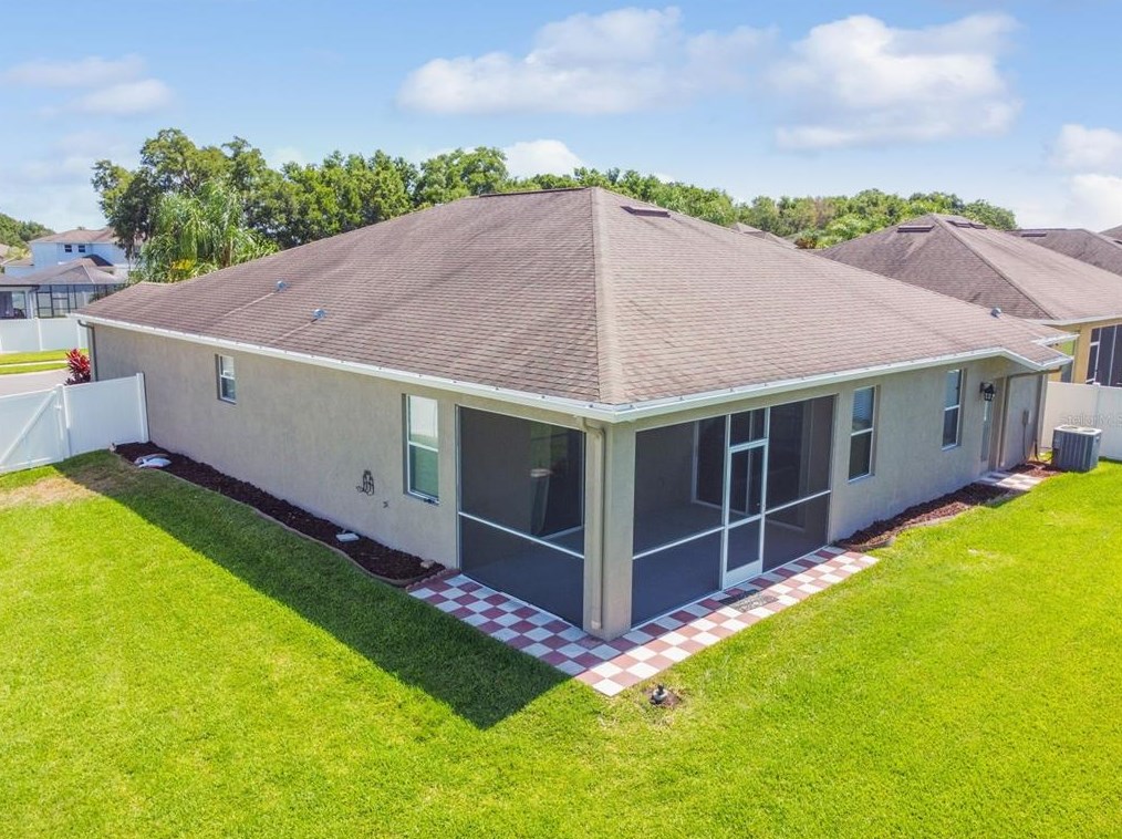 3661 Prescott Loop, Lakeland FL  33810-2860 exterior