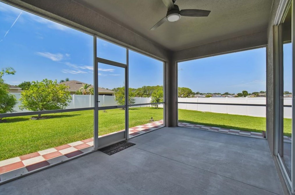 3661 Prescott Loop, Lakeland FL  33810-2860 exterior