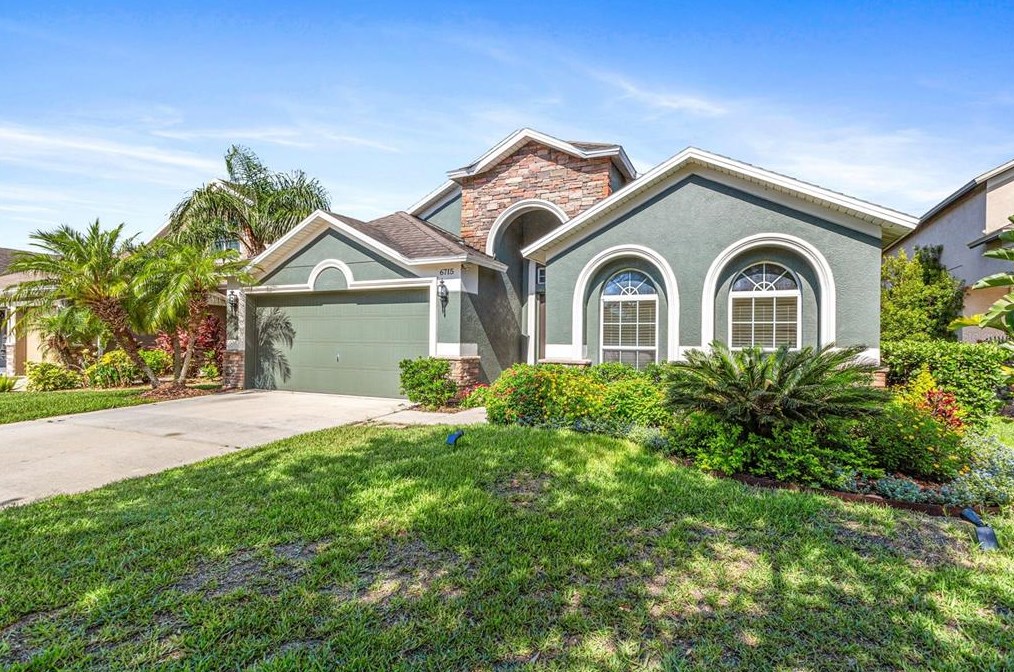 6715 Boulder Run Loop, Zephyrhills, FL 33545-4850