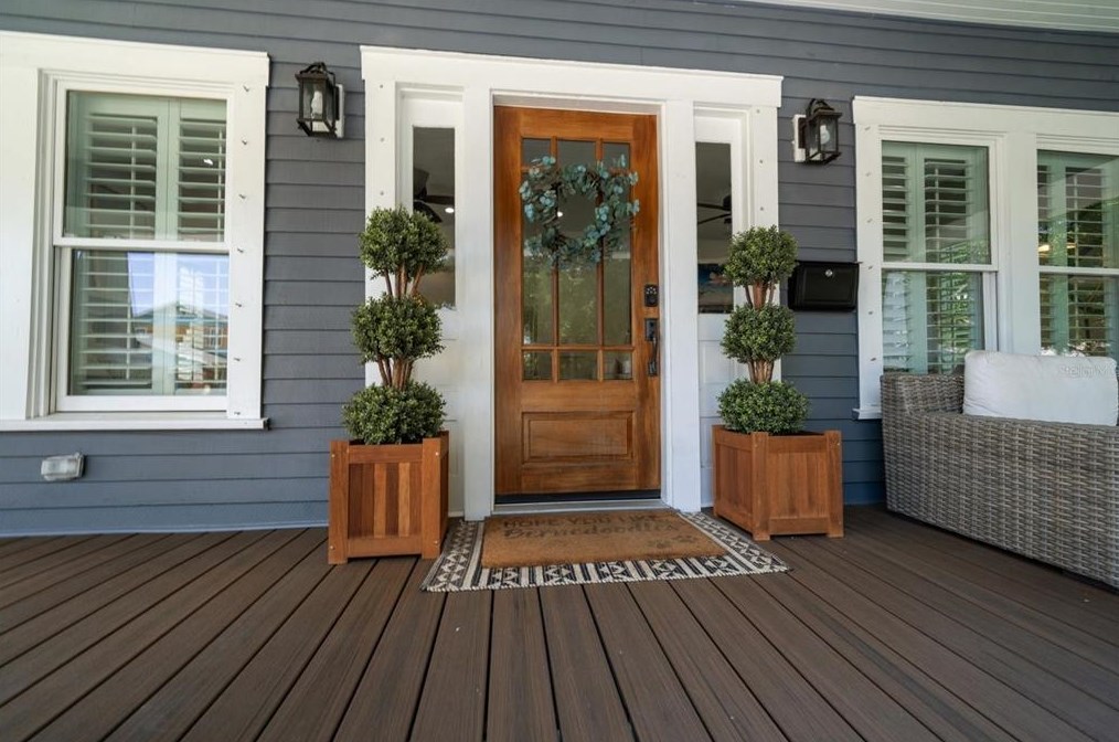 2109 Watrous Ave, Tampa FL 33629-5344 exterior