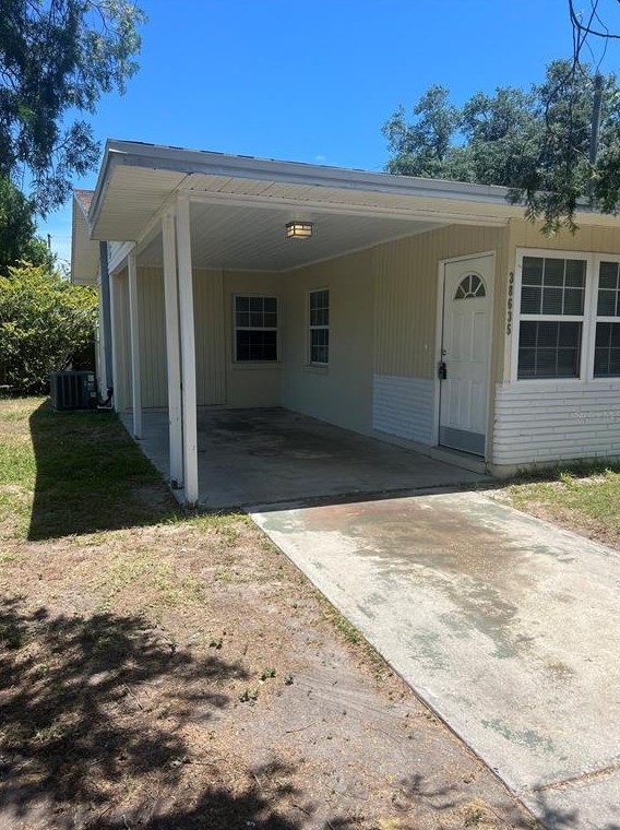 38635 South Ave, Zephyrhills, FL 33542-0057