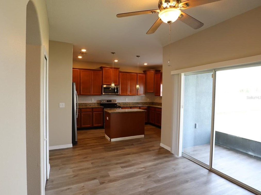 2360 Dovesong Trace Dr, Ruskin FL  33570-5113 exterior