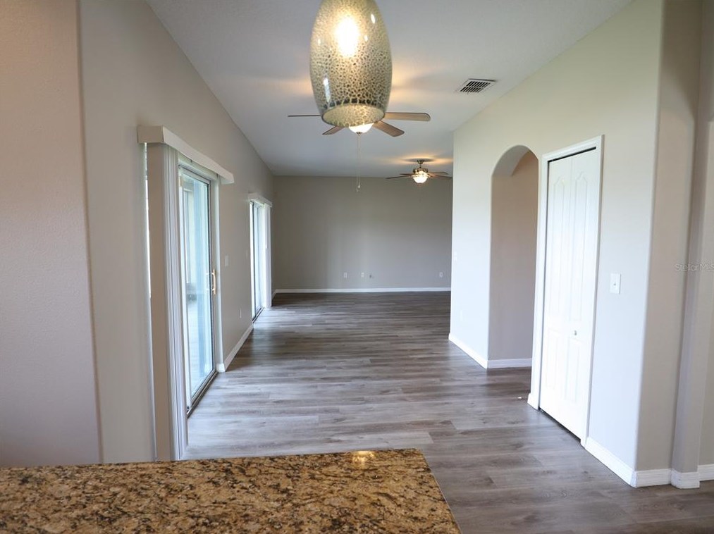 2360 Dovesong Trace Dr, Ruskin FL  33570-5113 exterior