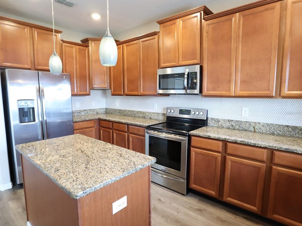 2360 Dovesong Trace Dr, Ruskin FL  33570-5113 exterior