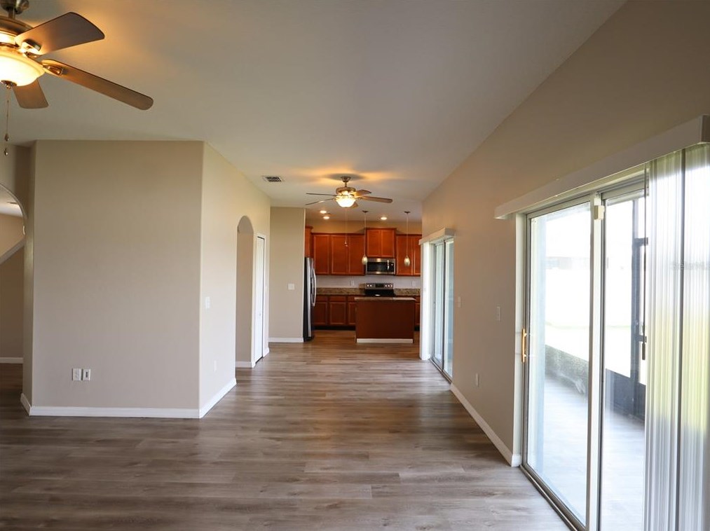 2360 Dovesong Trace Dr, Ruskin FL  33570-5113 exterior