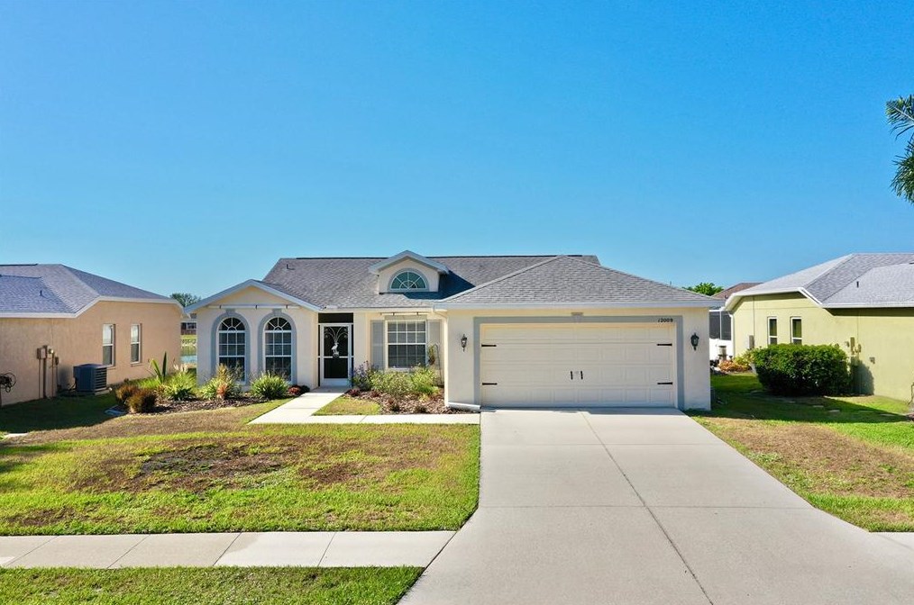 12009 Larson Ln, Parrish, FL 34219-7523