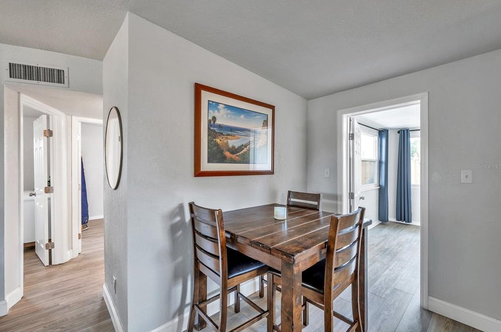 10468 121 Ave, Largo FL  33773-2220 exterior