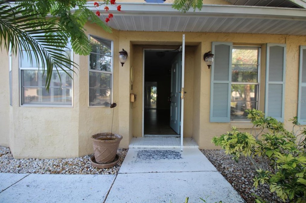 1213 W Del Webb Blvd #38, Ruskin, FL 33573
