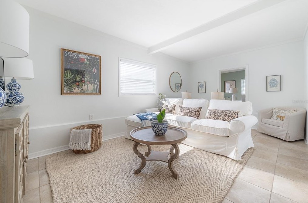 826 90th Ave, Saint Petersburg FL  33702-3024 exterior