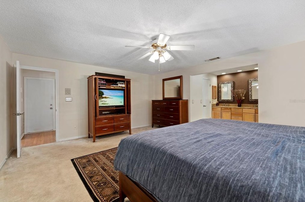 115 Frst Pt Ln, Longwood FL  32779-3710 exterior