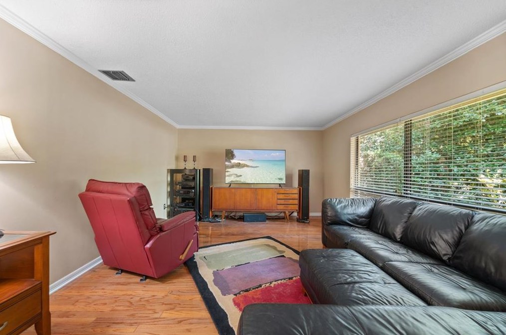 115 Frst Pt Ln, Longwood FL  32779-3710 exterior