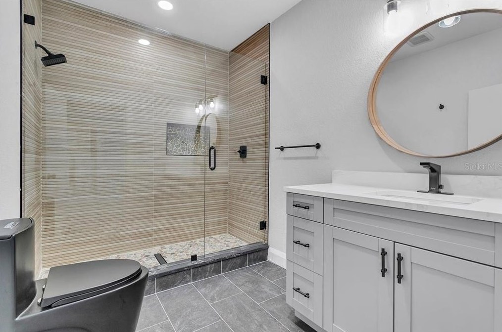 310 Alfred St, Tampa FL 33603-5501 exterior