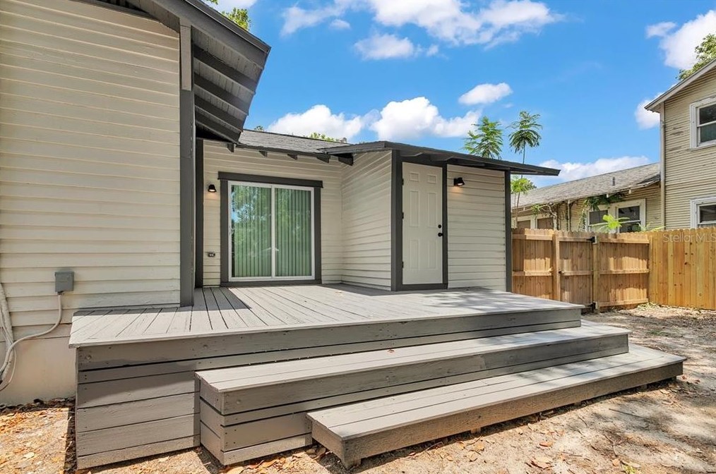 310 Alfred St, Tampa FL 33603-5501 exterior