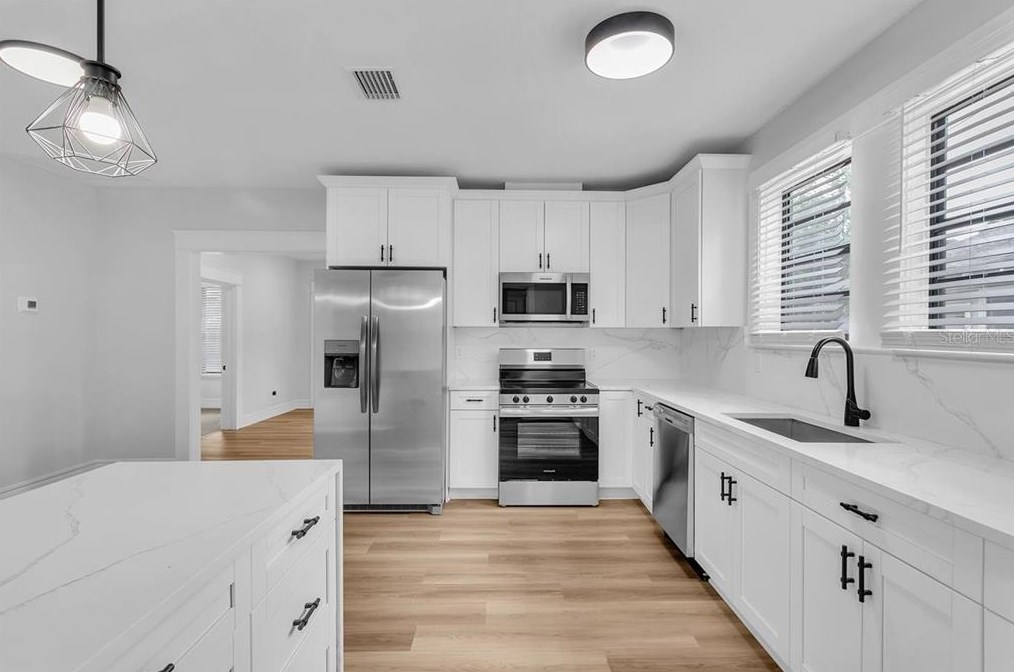 310 Alfred St, Tampa FL 33603-5501 exterior