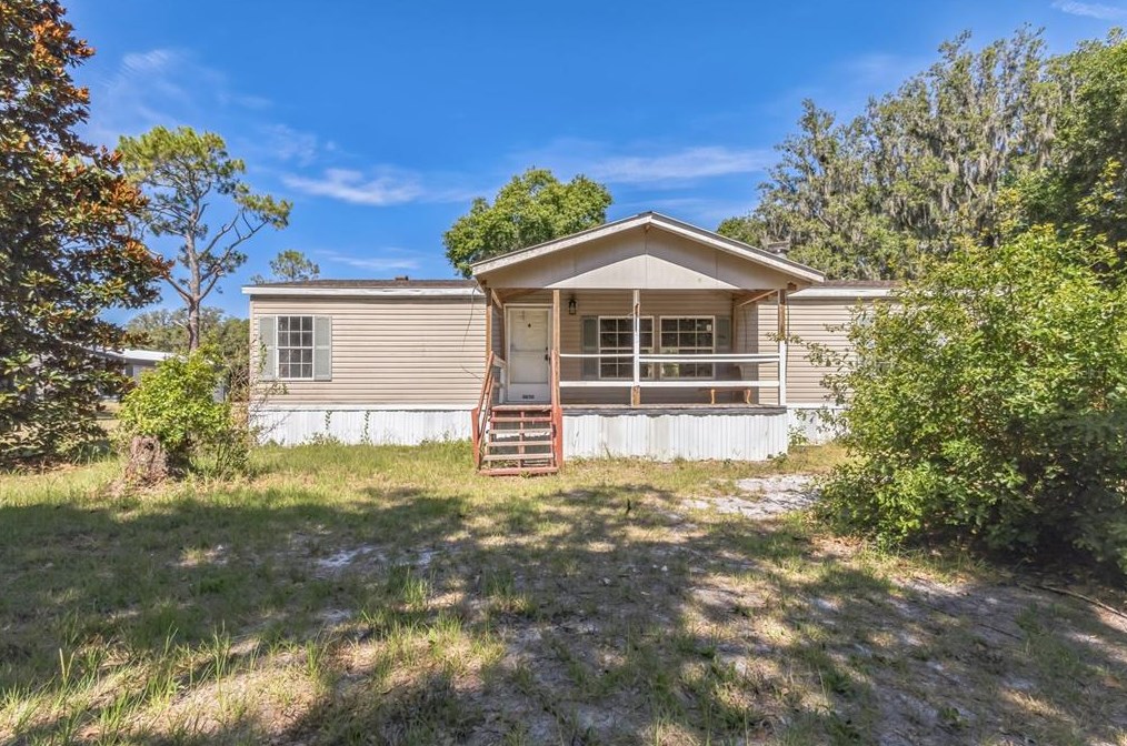 8630 Gibson Oaks Dr, Lakeland, FL 33809