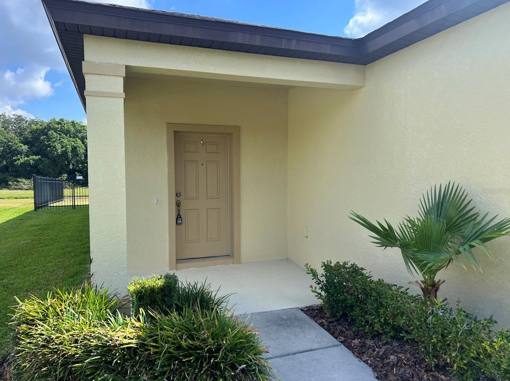 5931 Sweet Birch Dr, Riverview, FL 33578