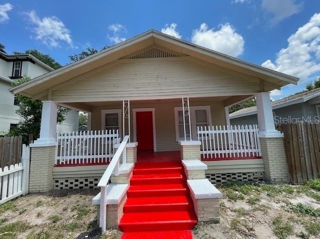 221 Emily St, Tampa FL  33603-5722 exterior