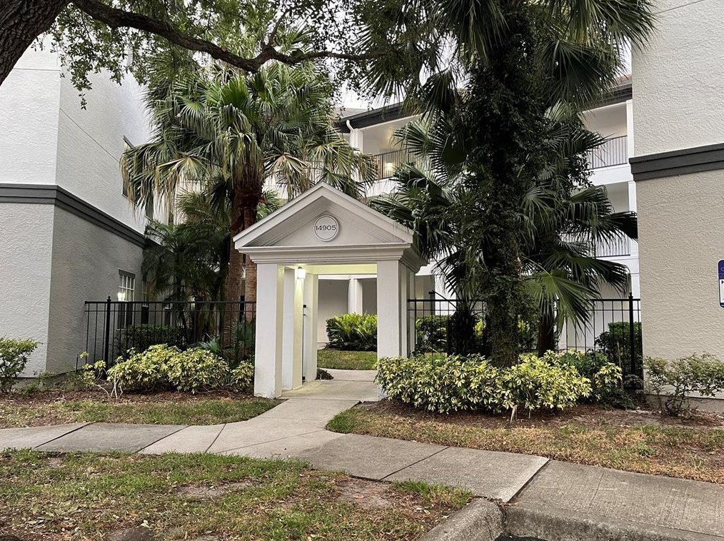14905 Arbor Springs Cir, Tampa, FL 33624-5827