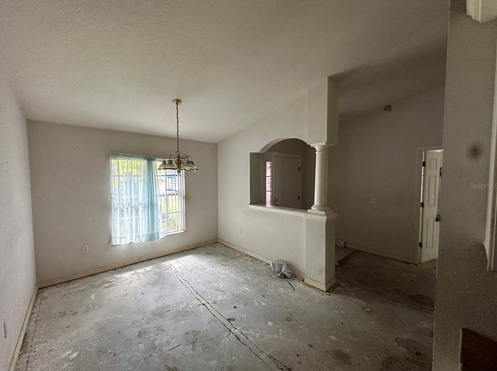 5349 Hidden Oaks Dr, Lakeland, FL 33811