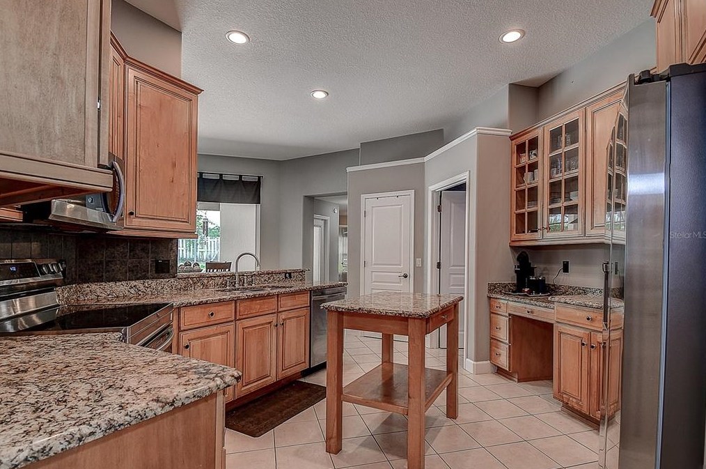 4240 106th St, Belleview FL  34420-3630 exterior