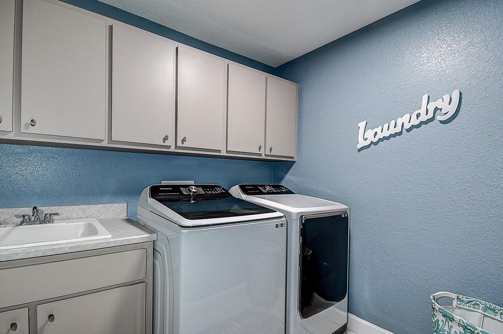 4240 106th St, Belleview FL  34420-3630 exterior