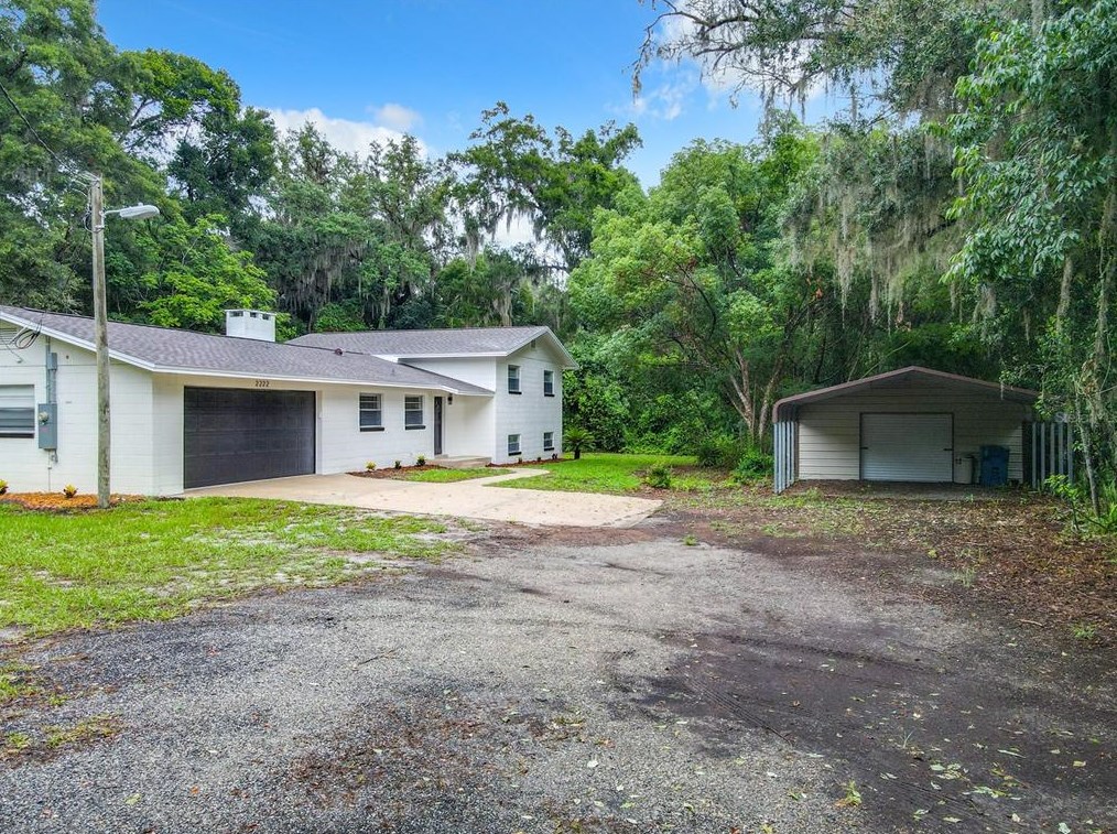 2222 Volusia Ave, Orange City, FL 32763-7645