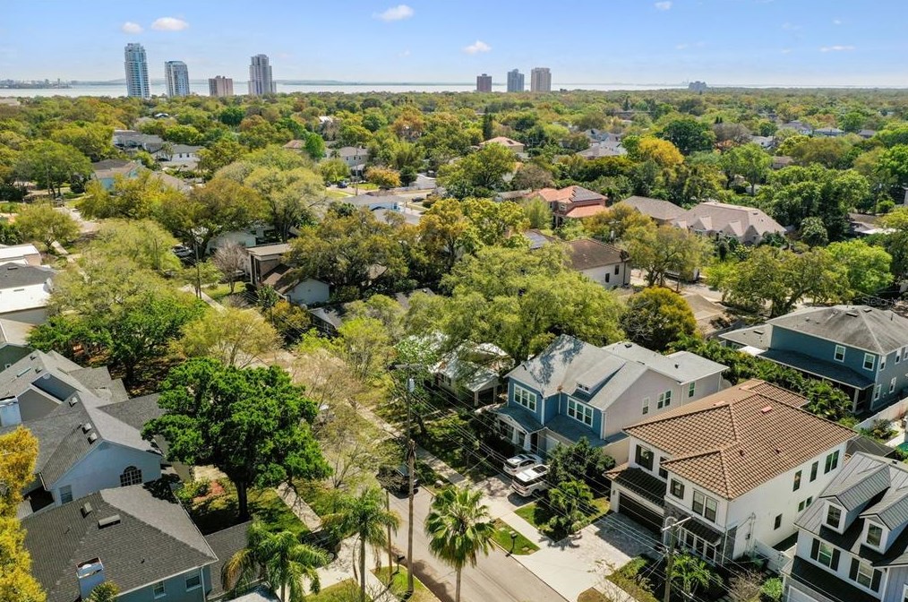 3616 Leona St, Tampa FL exterior