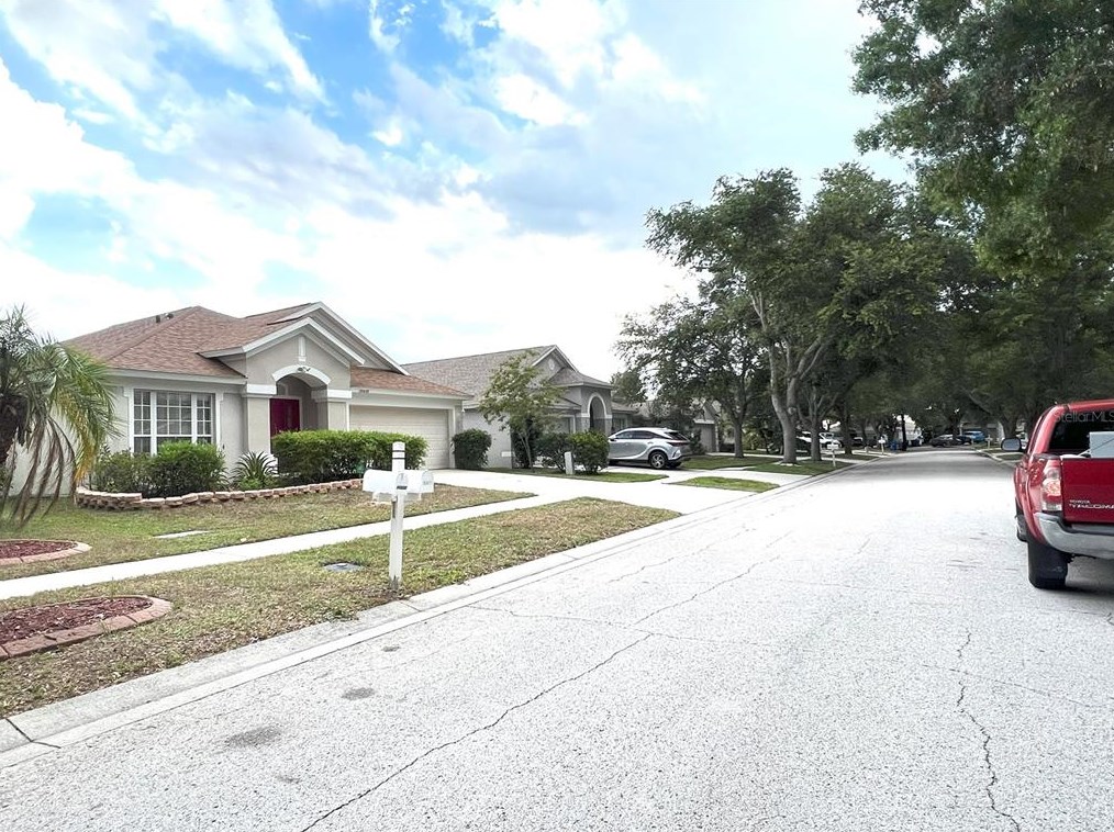 10431 Hunters Haven Blvd, Riverview FL 33578-3362 exterior