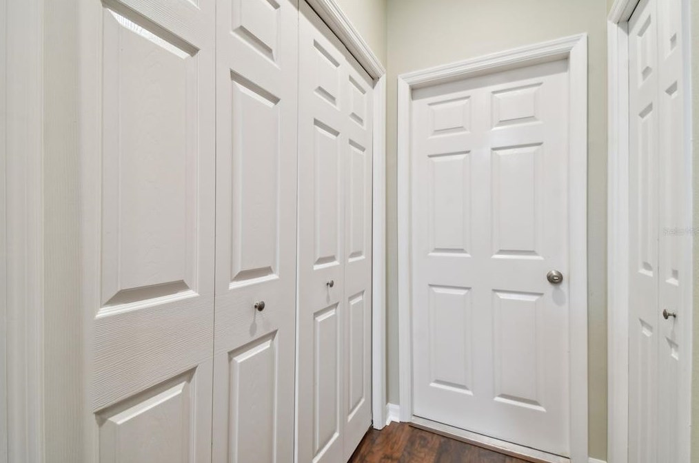 8635 Alexandra Arbor Ln, Tampa FL 33637-6330 exterior