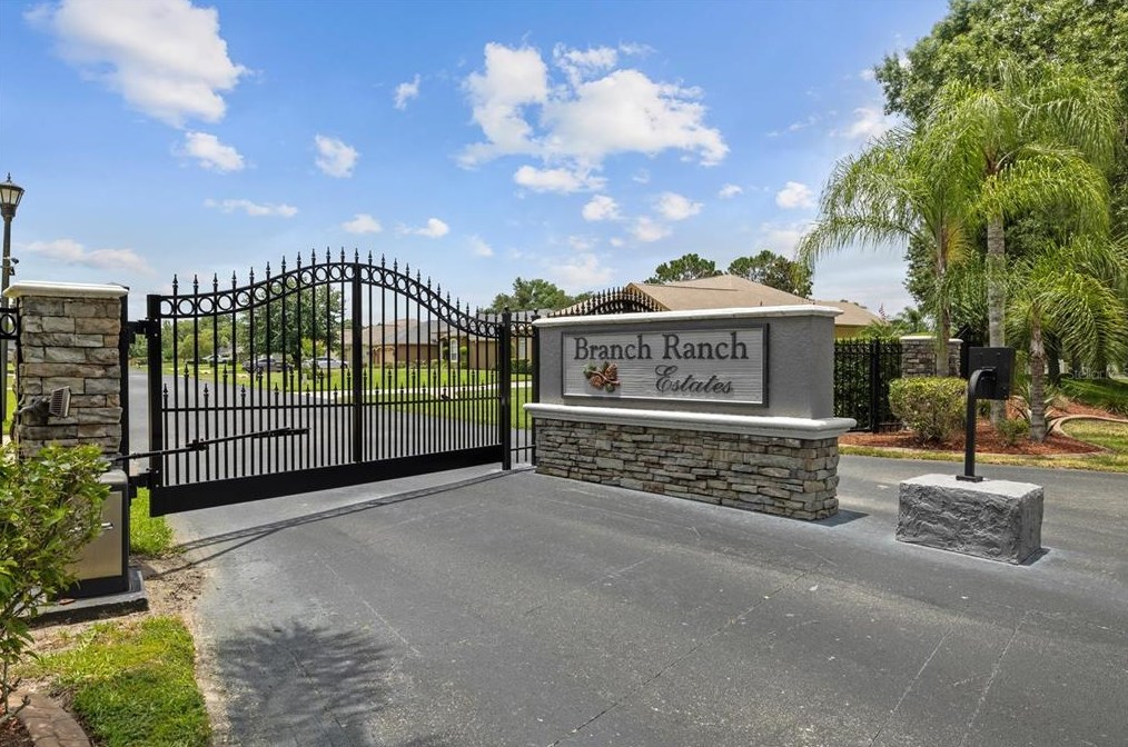 4639 Cozzo Dr, Land O Lakes, FL 34639