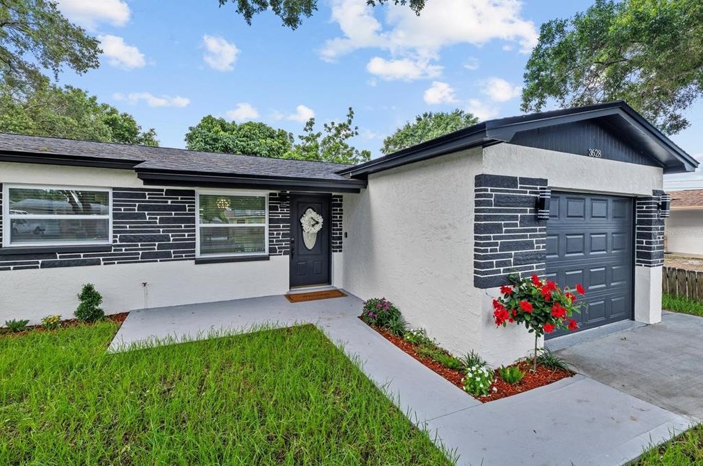 3628 15th Ave, Largo, FL 33771-4046