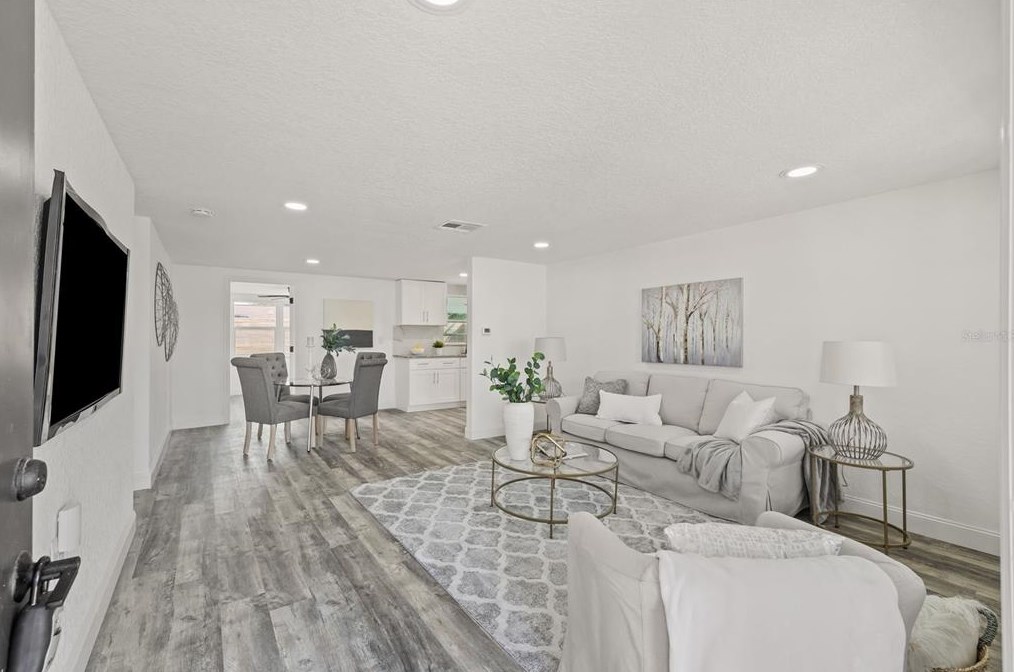 5440 Mosaic Dr, Tarpon Springs, FL 34690
