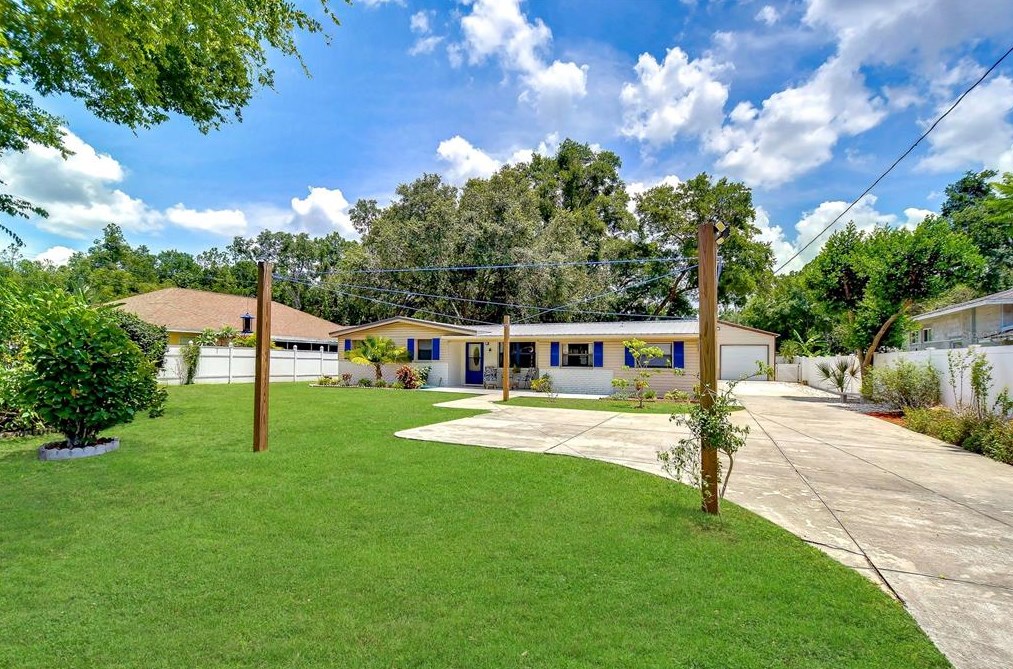 10799 Florence Ave, Thonotosassa, FL 33592